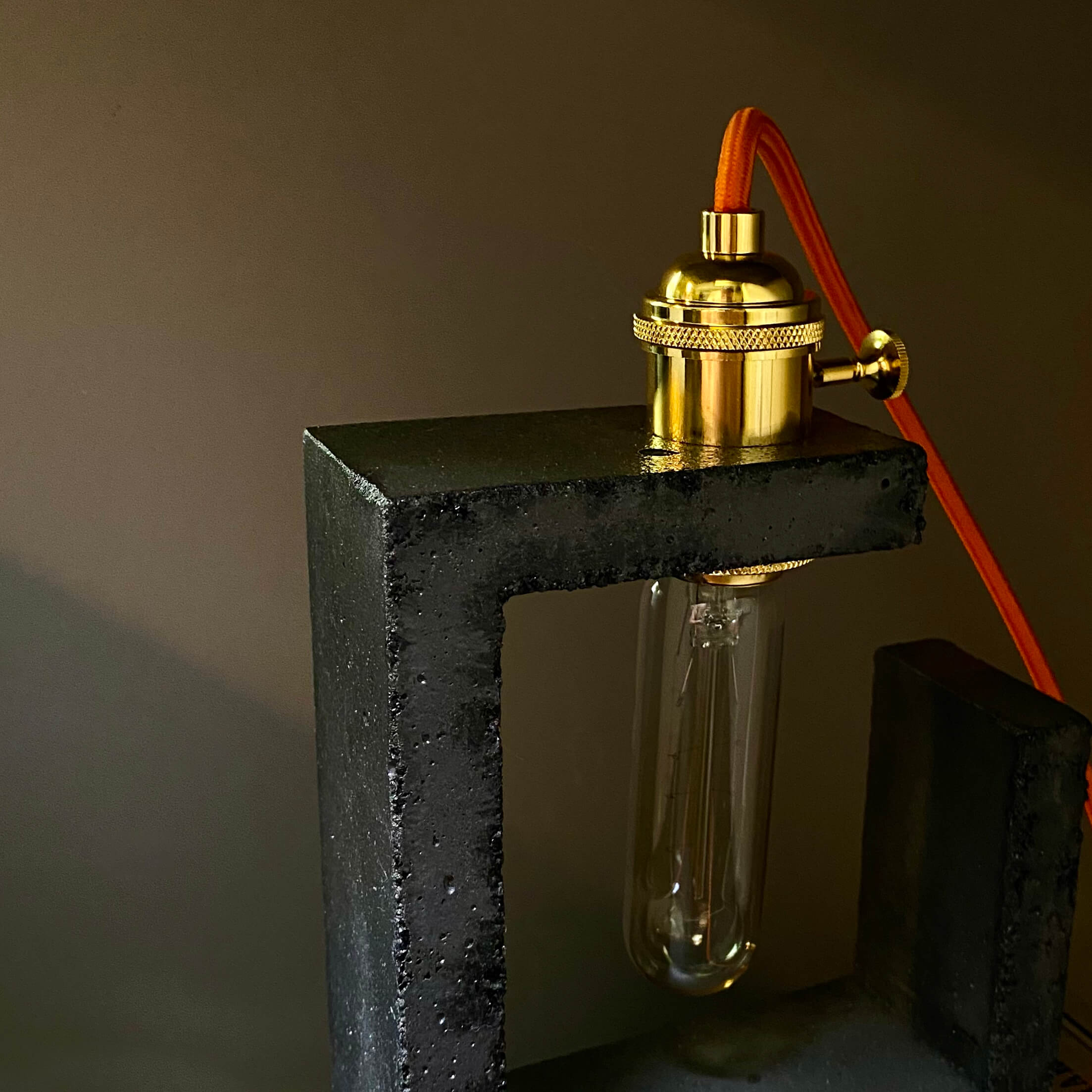 Open Frame Table Lamp - Black Sumi