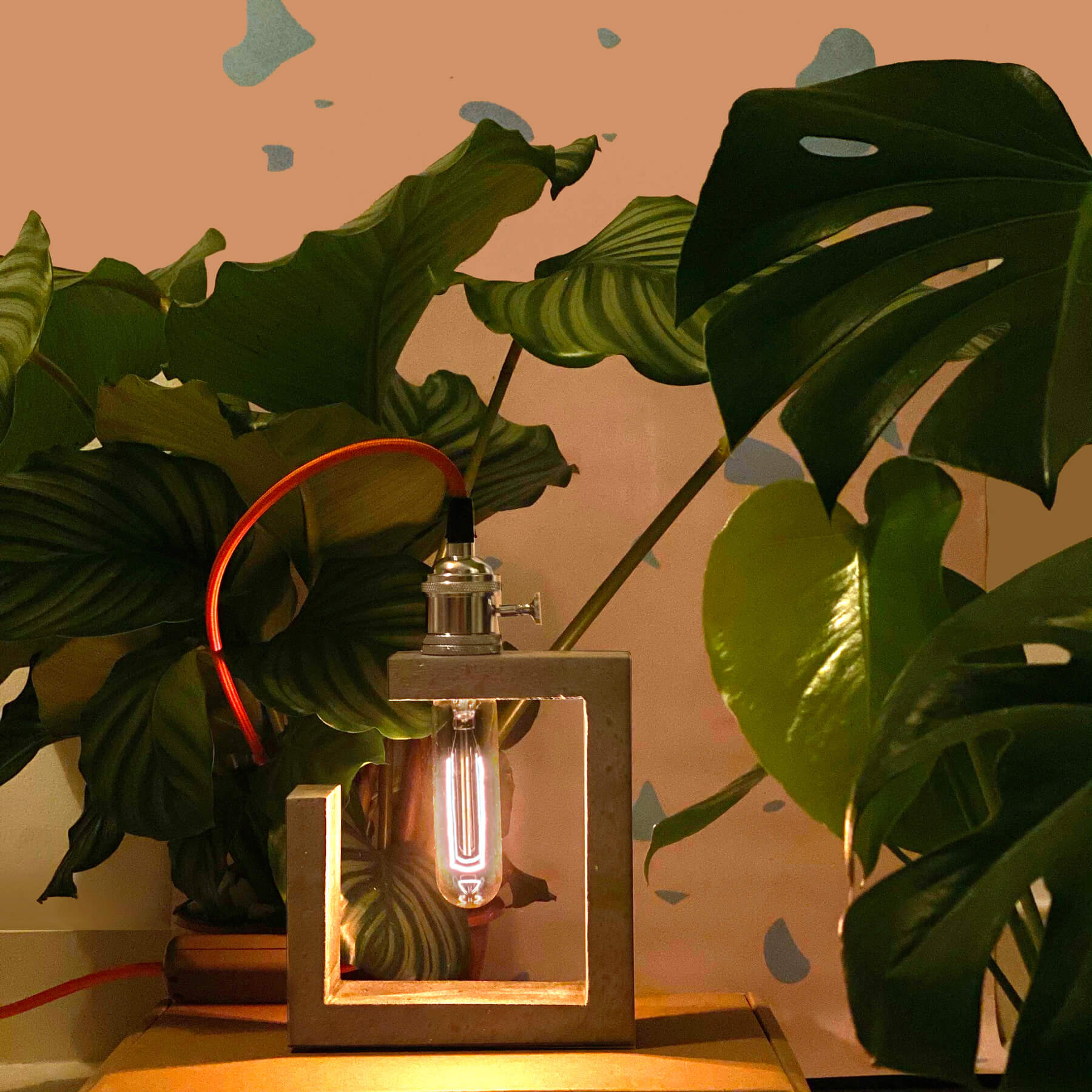 Open Frame Table Lamp
