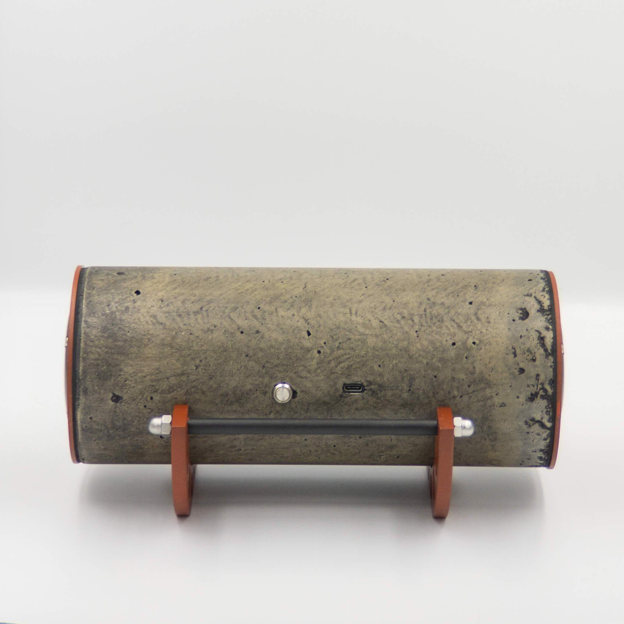 SolidSound: Handmade Bluetooth Speaker