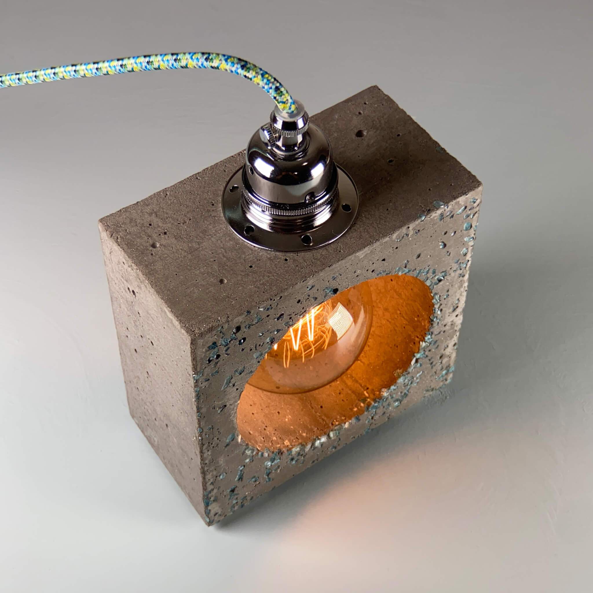 Industrial Table Lamp Concrete - Limited Edition